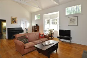 HUGE KITCHEN 4 Private Acres, 7 Min to Town, AC, Fireplace - Opt. Studio addl. - Image 2