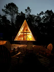Vintage Cabin - Image 2