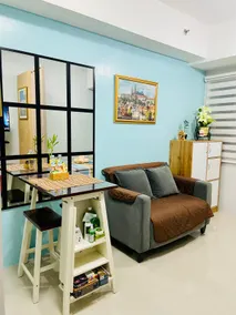 Modern Condo Retreat in Quezon City with Resort-Style Pool - Image 4