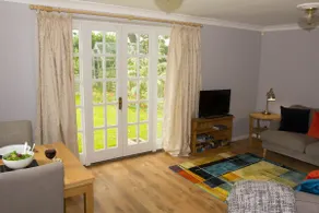 Shaftesbury Modern Annexe - Image 3