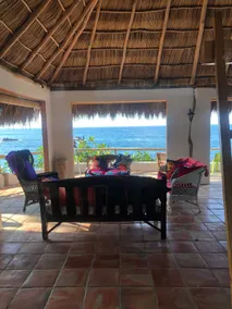 Secluded oceanfront paradise - Image 3