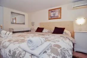 Villa Vanilla with Heated Pool - Image 2