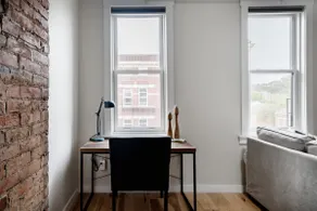 The Stafford Condo.1 bed/1 ba.Unbeatable Location - Image 3