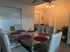 Modern 3 bedroom 3 full bath - Image 2