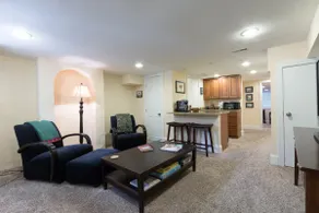 Historic Old Town Alexandria Private Apartment - Image 3