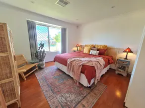 Charming 4BR Picket Fenced House - Image 3