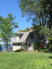 Lake House on Battle Lake - Image 2