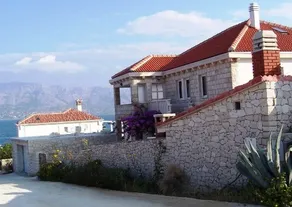 Large apartment in a stone villa near the sea - Image 5