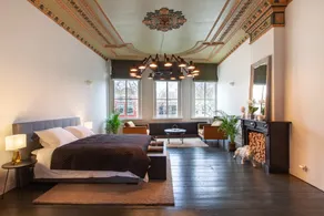 Comfortable canalhouse in historic setting - Image 2