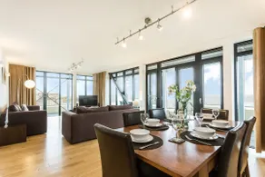 Penthouse 2 - Beachfront Spacious Apartment with Panoramic Sea Views - Image 2