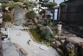 OyadoEndo, a whole inn, small alley garden - Image 3