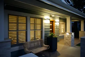 Palo Alto Modern Retreat - Image 2