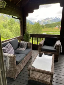 Cozy log cabin in Geiranger - Image 5
