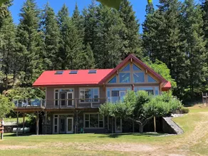 Luxury Home on CherryOrchard Overlooking Flathead - Image 4