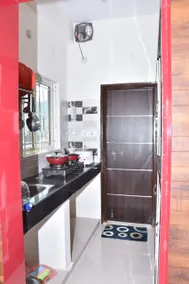 Executive 1BHK Near AIG Hospital & IT Hub - Image 2