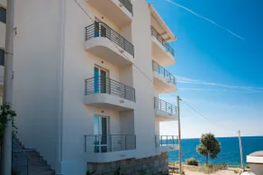 1 OpenSea Apartment balcony Sea View Sun Loungers - Image 3