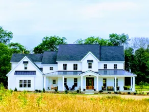 Modern Farmhouse - Private In-Laws Quarters - Image 4