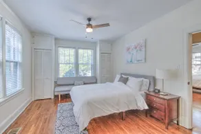 🥇COMFY HISTORIC HOME | MODERN UPGRADES - Image 5