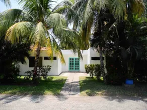 Don Koka Beach House - Image 2