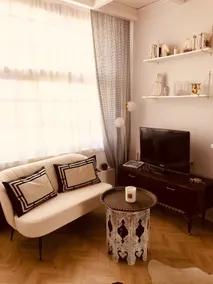 Garden studio in the city center, 1 bed - Image 2