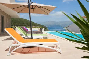 The White House, Brac - Image 5