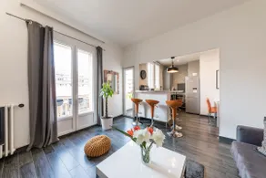 Two-room apartment near Chanot, stadium, St Joseph hospital, beaches - Image 4