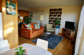 Stunning Views - Queen Anne apt with Free Parking - Image 5