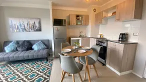 Beautiful apartment with parking - Image 2