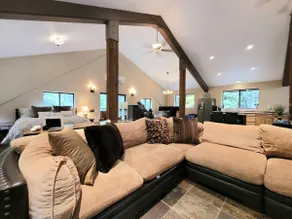 Luxury Mountain Loft- 1700 sqft only 4mi downtown Grass Valley and Nevada City - Image 3