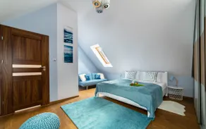 Seventh Heaven Apartment with fireplace and balcony - Image 5