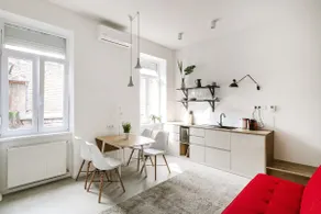 Luxury studio right downtown - Image 2