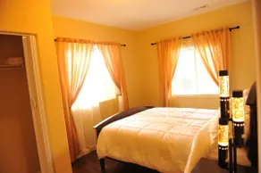 Spacious and Cozy Walk out basement Apt. - Image 2