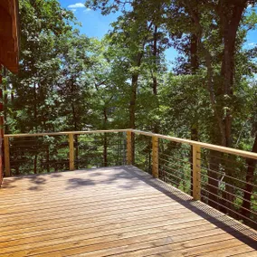 Cohosh - Hand hewn private log cabin with views - Image 4