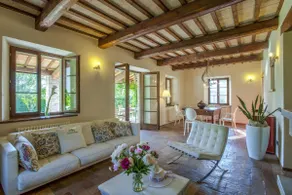 Marche Villa Close Culture - Image 3