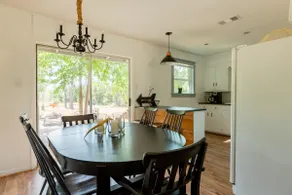 The Blue Door- Cozy Ranch Style for 6 ~ Come Stay! - Image 5
