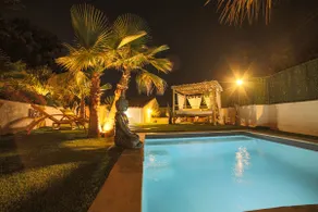 Ô Balinais Suite with Hot Tub and Private Heated Pool - Image 4
