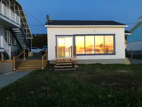Cottage by the sea - Image 4