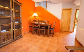 Rural retreat in Sierra Norte near Buitrago - Image 4