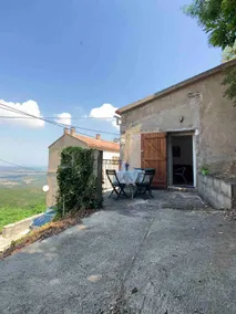 Petit appartement à proximité de St Florent - Image 2