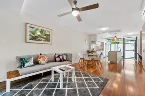 Tropical Resort ~ 2 Bed/2 Bath/1 Car ~ West End - Image 2