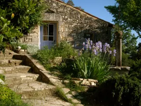 Entire home/apt in Issirac - Image 3
