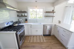 26thAve Beach House (Airbnb service fees included) - Image 4