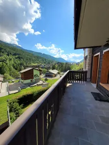Lovely apartment with a view - Image 3