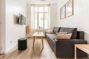 Ground floor apartment, Marcq Town Hall - Image 3