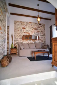 George Farmhouse - Image 4