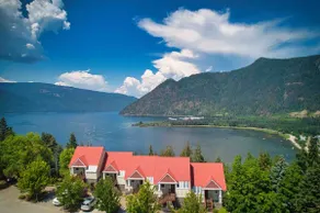 Best views in all of Sicamous! - Image 2