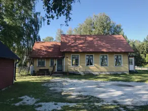 Stay in old mission house - Image 2