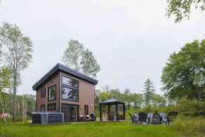 Chalet Le Panorama – Waterfront! - Image 2