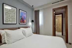Sea Front 3 bedroom sleeping six Valletta Views 01 - Image 5