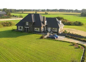 Two-person apartment in a beautiful country house. - Image 4